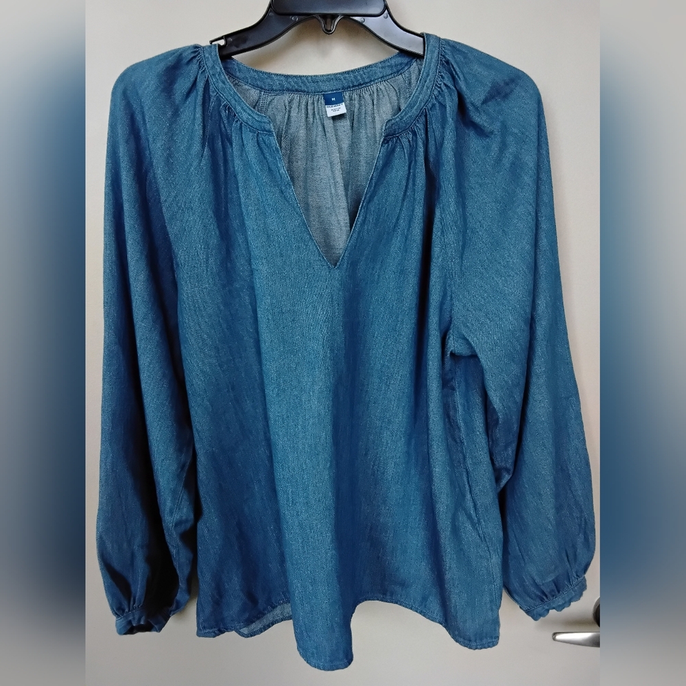 Casual V-Neck Peasant Blouse in Denim Blue